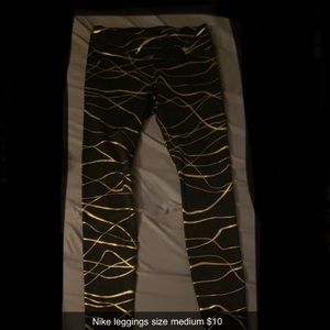 Nike leggings